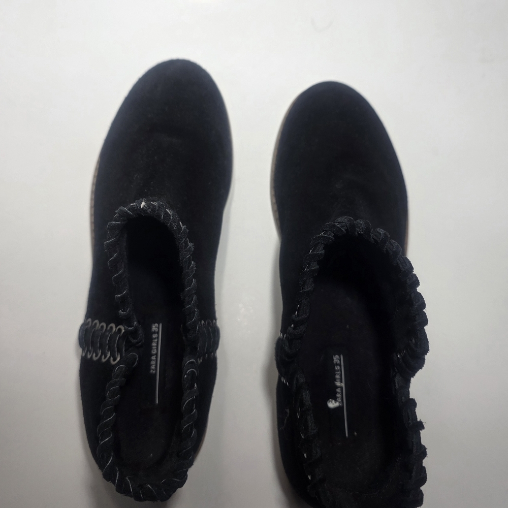 ZARA Kids Black Leather Ankle Boots Size US 4 Girls Slip-On Casual Shoes - Picture 2 of 5